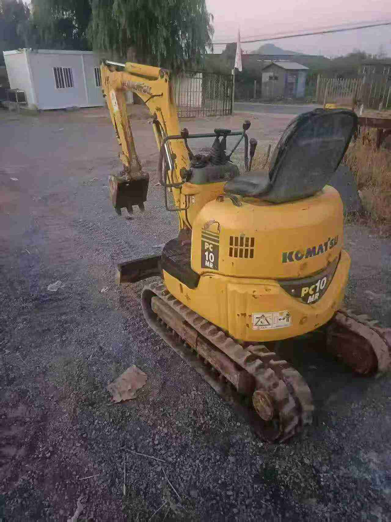 Buy Komatsu PC10-2 Used Excavator / 4