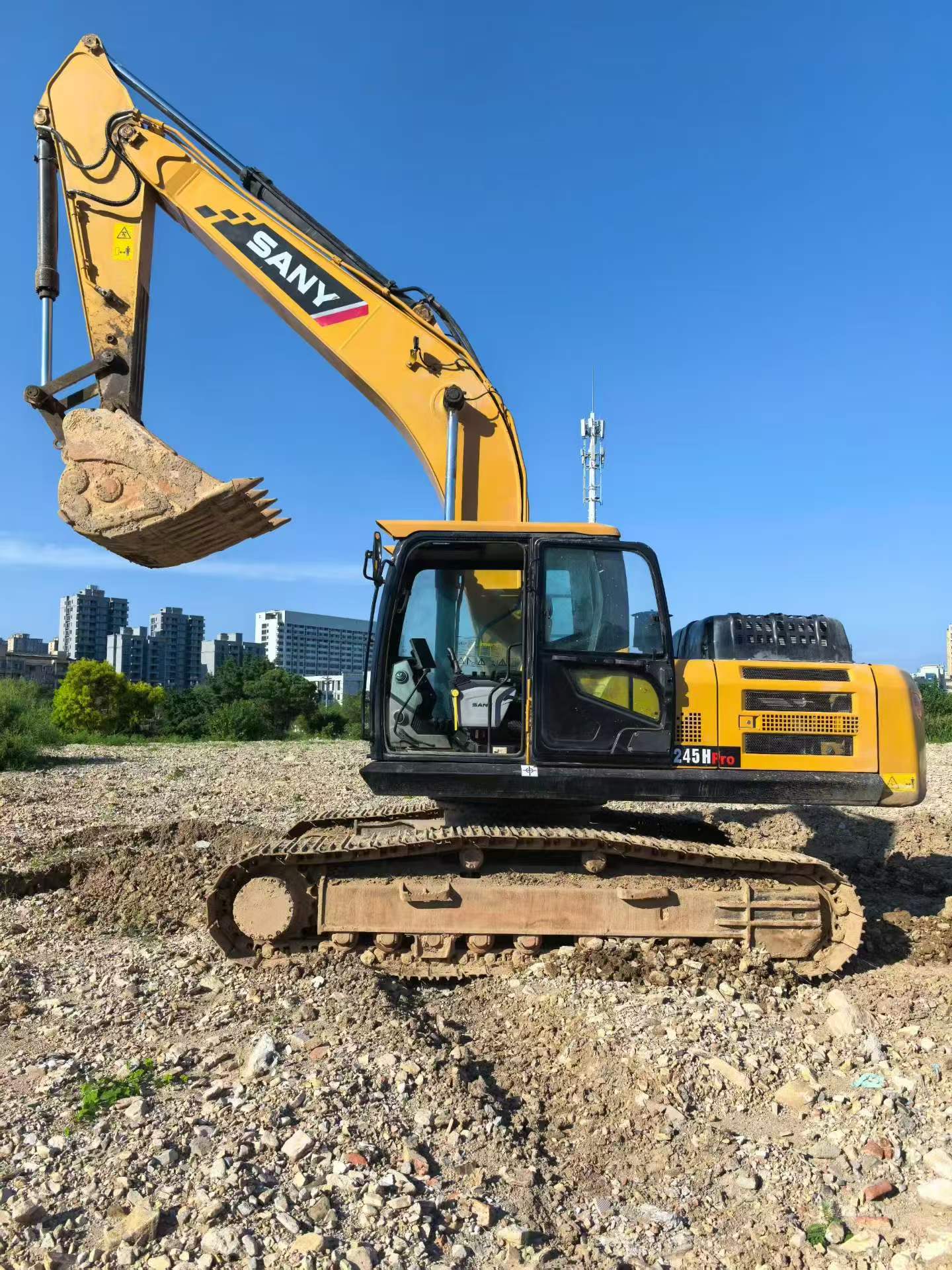 Buy Sany SY245H Used Excavator / 9