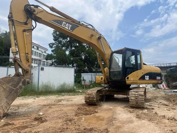 Buy Caterpillar 320C Used Excavator / 1