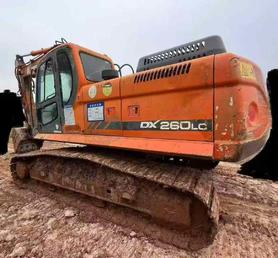 Buy Doosan DX260LC Used Excavator / 5 Buy Doosan DX260LC Used Excavator / 5