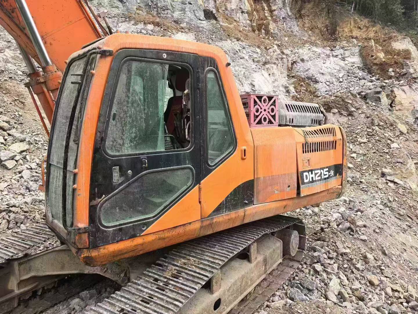 Buy Doosan DH215-9 Used Excavator / 4