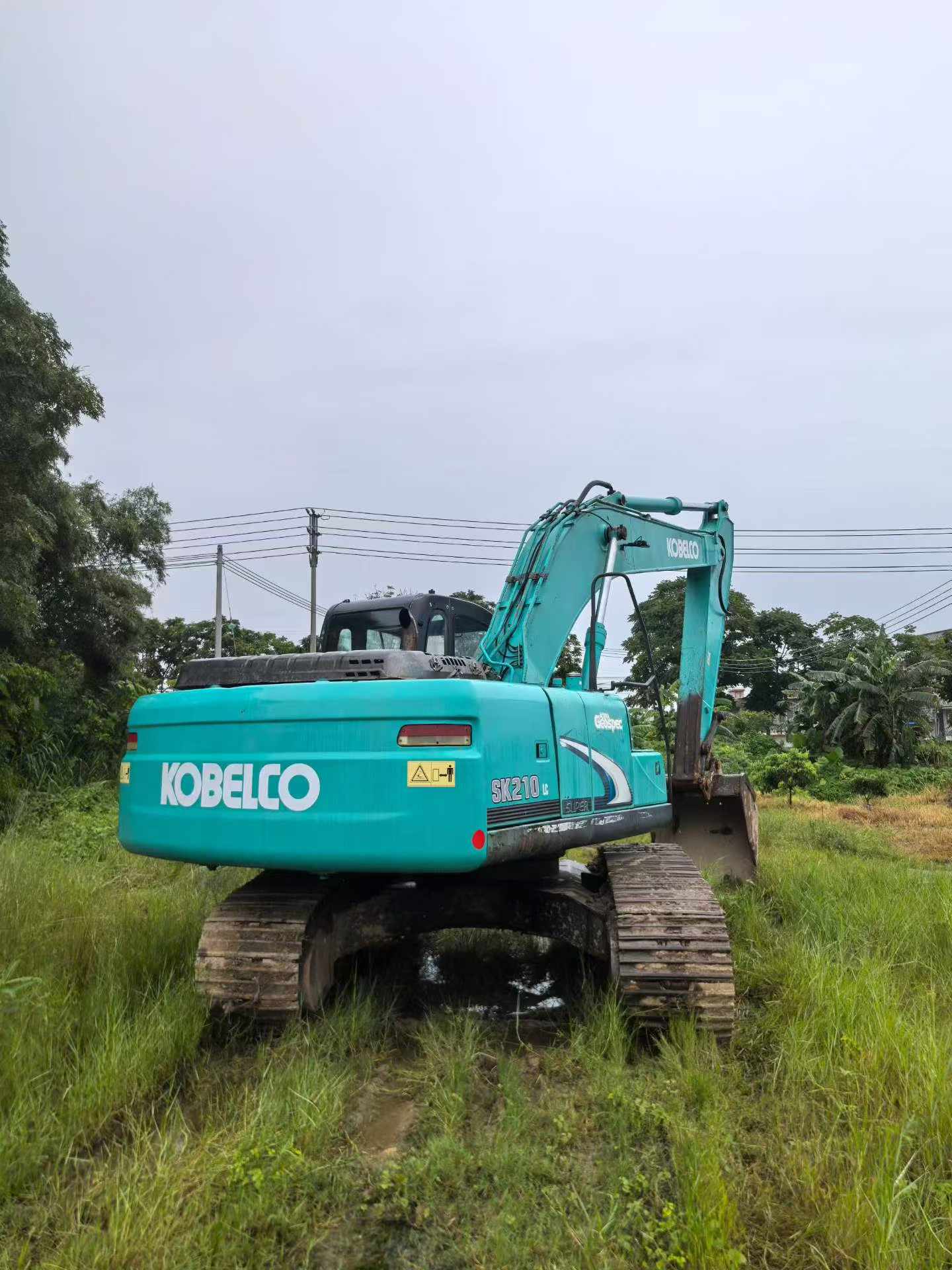 Buy Kobelco SK210-6 Used Excavator / 9