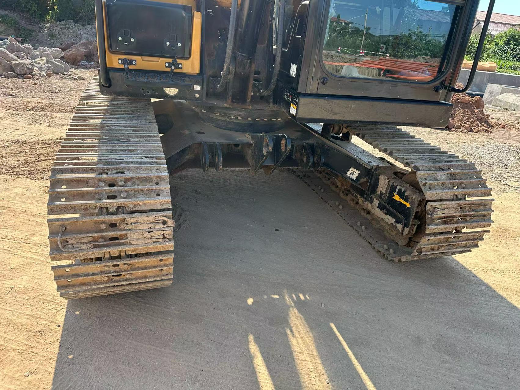 Buy Sany SY70C Used Excavator / 5