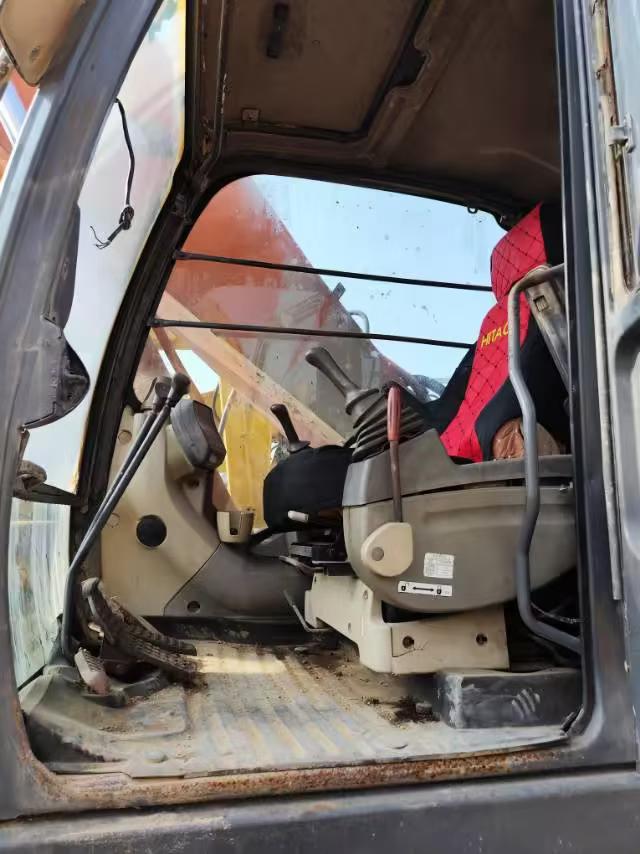 Buy Hitachi ZX270-3 Used Excavator / 9