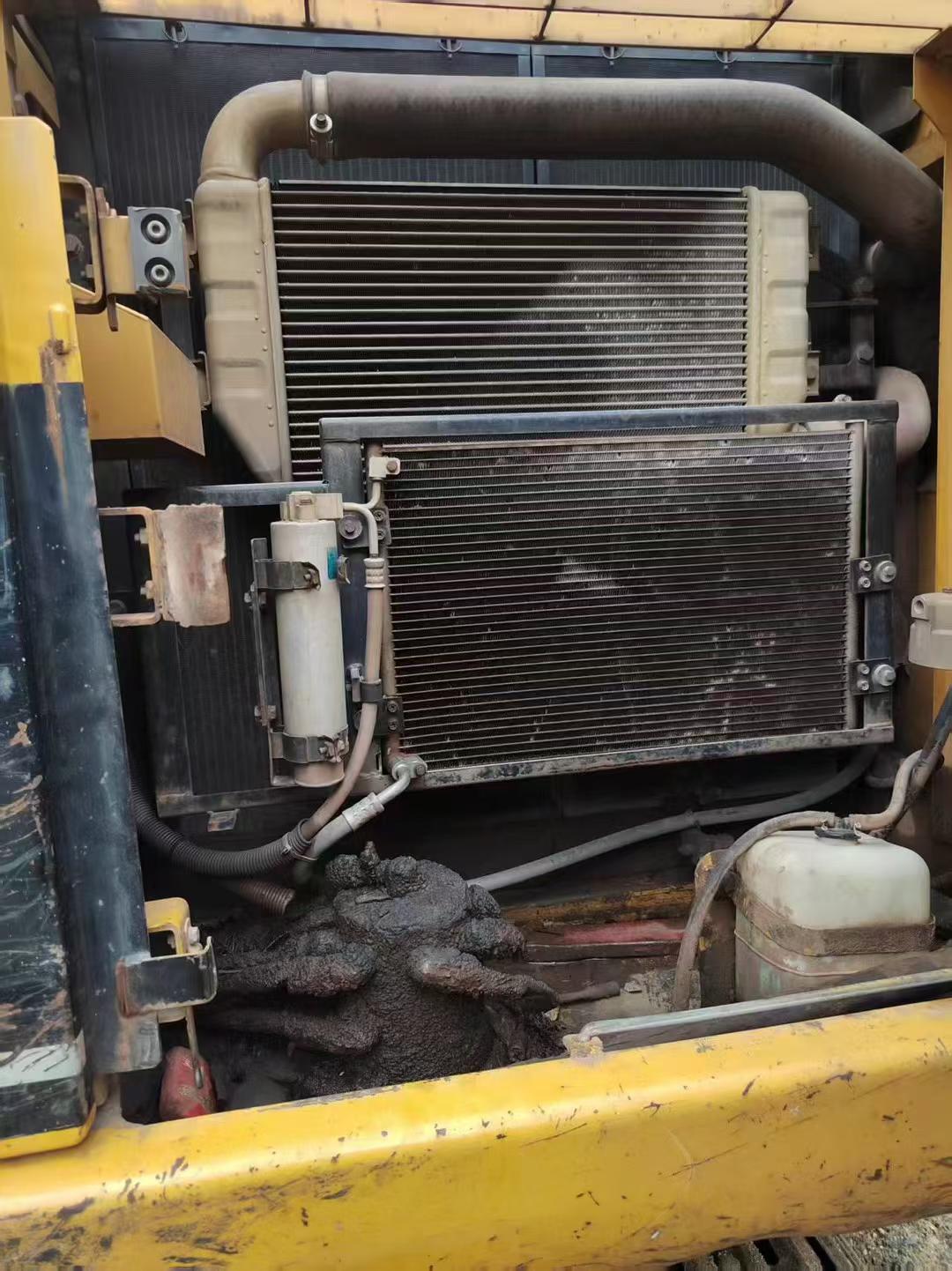 Buy Caterpillar 320D Used Excavator / 6