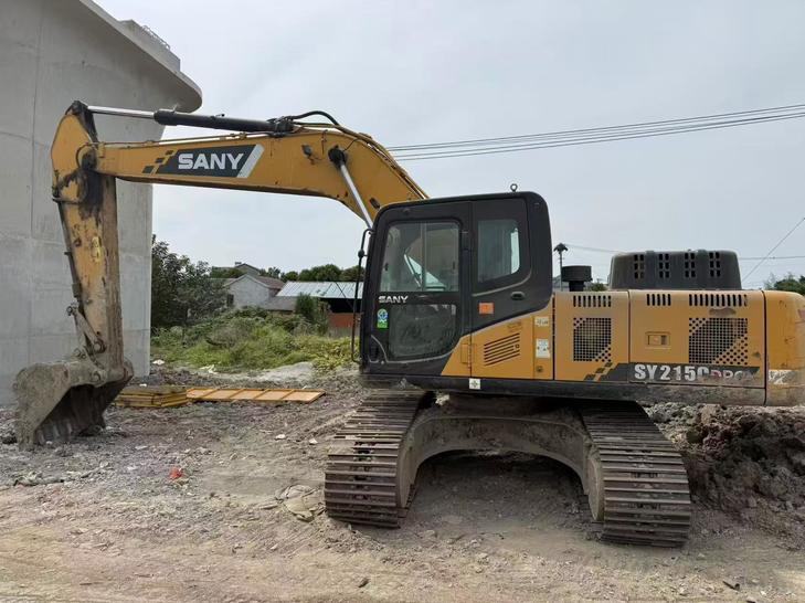 Buy Sany SY205C Used Excavator / 1