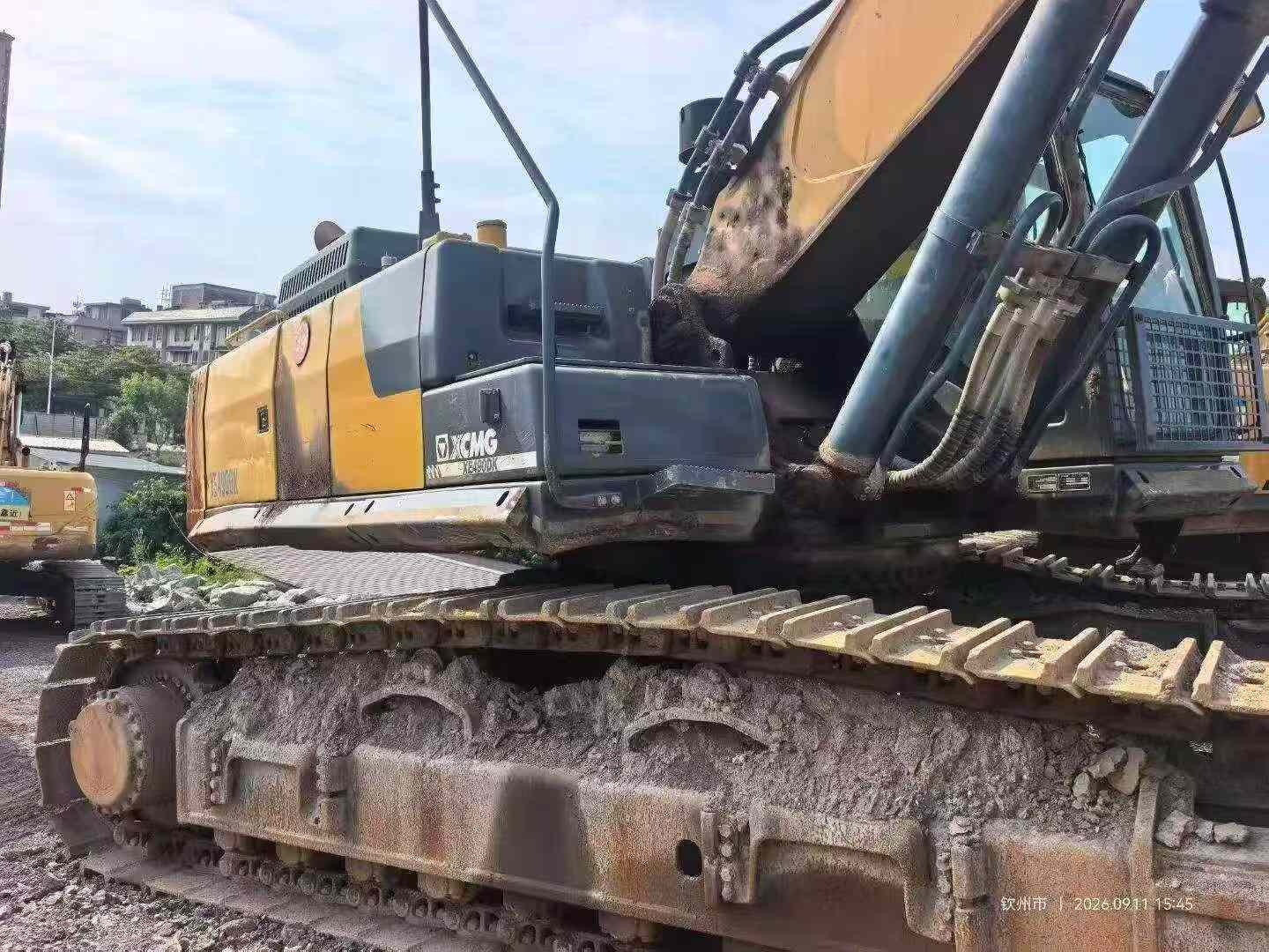 Buy XCMG XE490D Used Excavator / 2