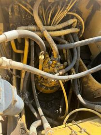 Buy Caterpillar 320D Used Excavator / 5 Buy Caterpillar 320D Used Excavator / 5