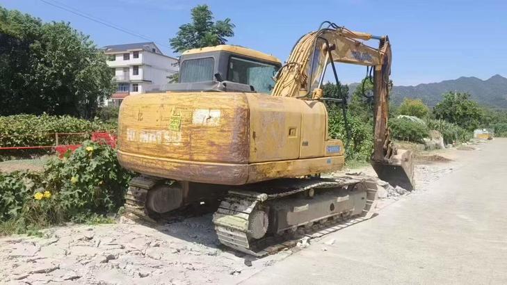 Buy Komatsu PC110-7 Used Excavator / 1