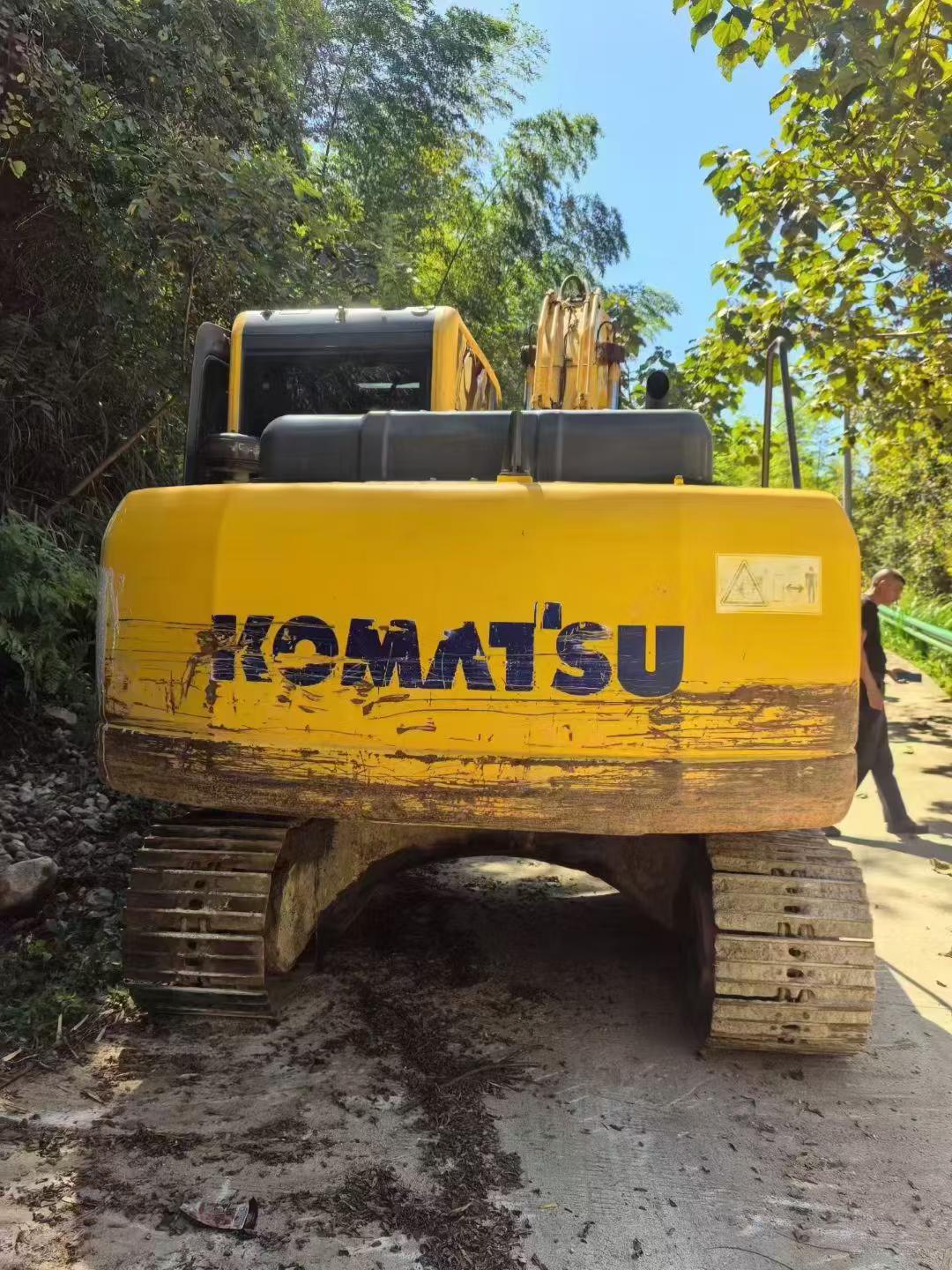 Buy Komatsu PC110-7 Used Excavator / 4