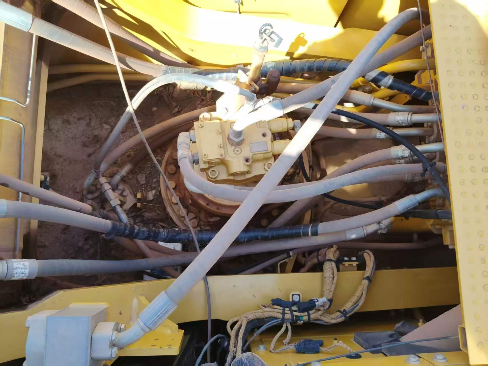 Buy Caterpillar 336E Used Excavator / 4