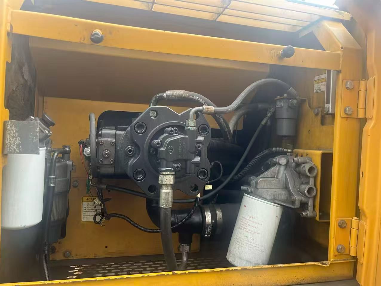 Buy Sany SY200C Used Excavator / 2