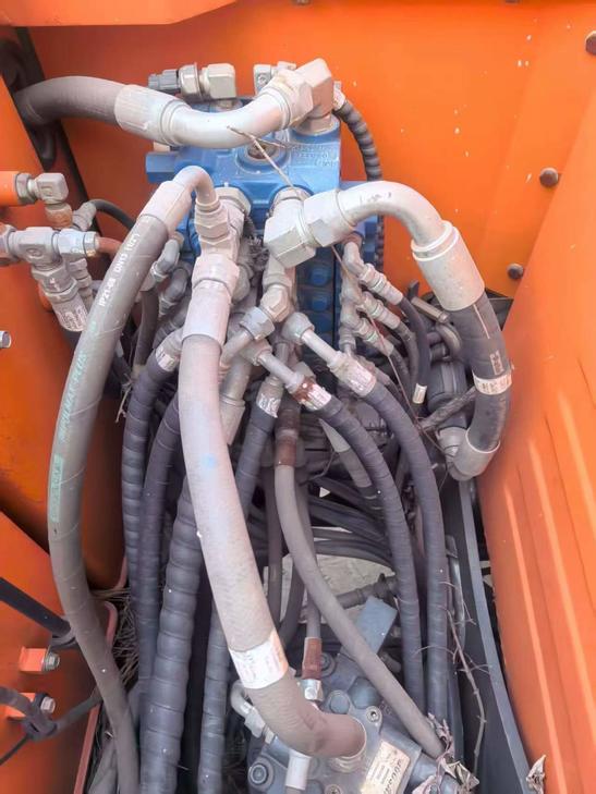 Buy Doosan DX75 Used Excavator / 1