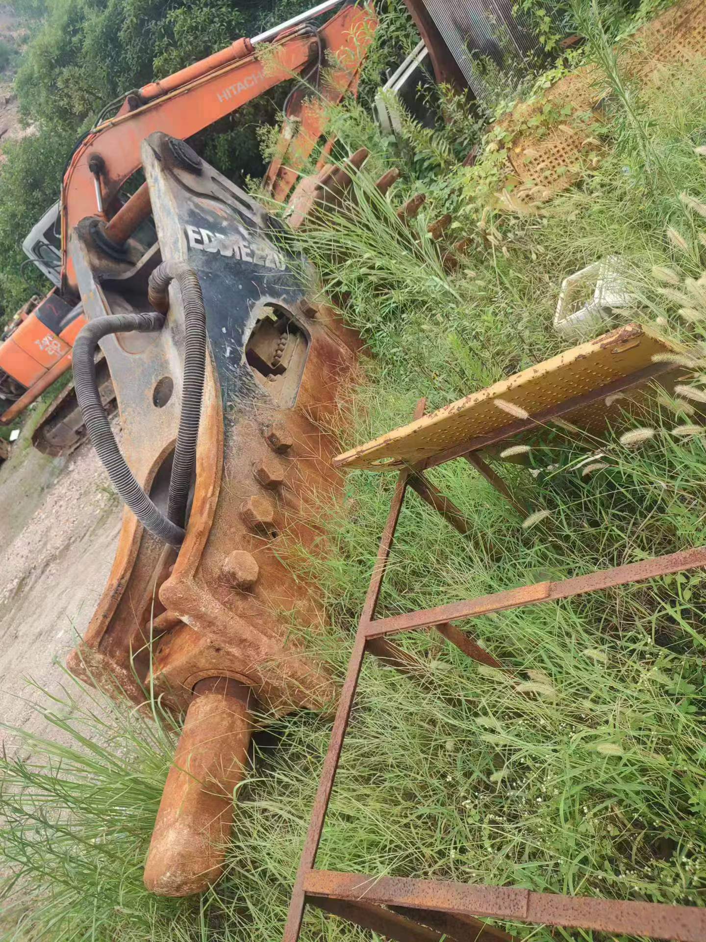 Buy Caterpillar 365B Used Excavator / 8