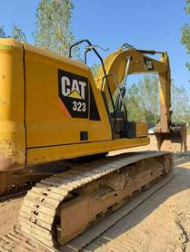 Buy Caterpillar 323 Used Excavator / 2 Buy Caterpillar 323 Used Excavator / 2
