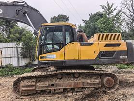 Buy Volvo L350F Used Excavator / 3 Buy Volvo L350F Used Excavator / 3