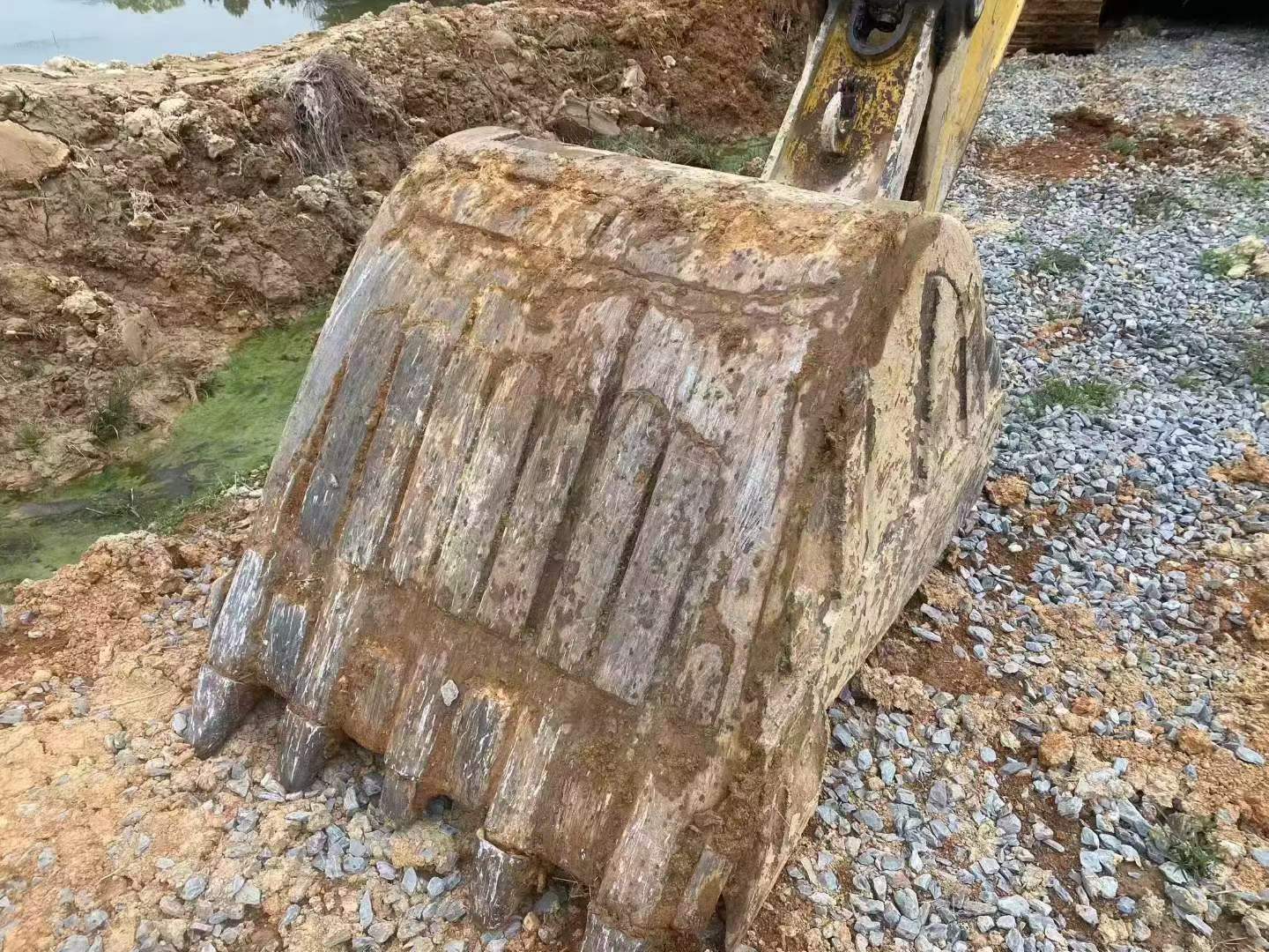 Buy Komatsu PC200 Used Excavator / 8