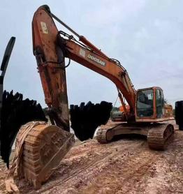Buy Doosan DX260LC Used Excavator / 3 Buy Doosan DX260LC Used Excavator / 3
