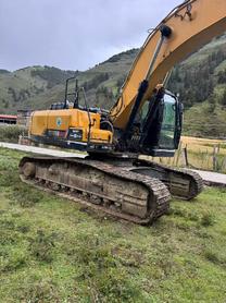 Buy Sany SY255H Used Excavator / 5 Buy Sany SY255H Used Excavator / 5