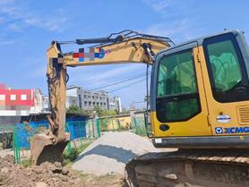 Buy XCMG XE215 Used Excavator / 3 Buy XCMG XE215 Used Excavator / 3
