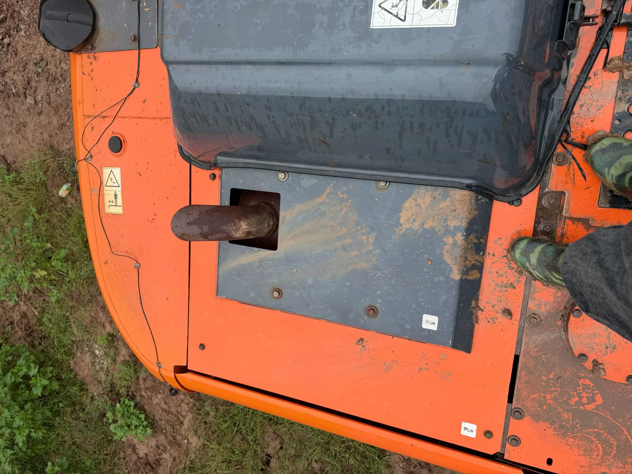Buy Hitachi ZX17U-2 Used Excavator / 2