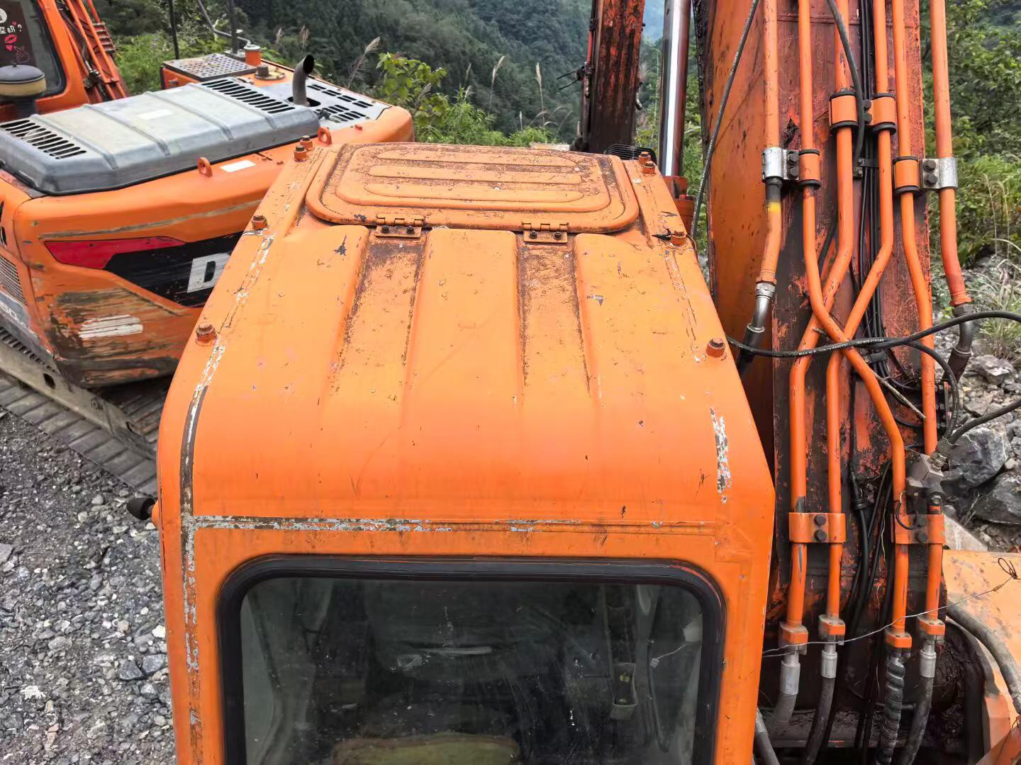Buy Doosan DH215-9 Used Excavator / 6