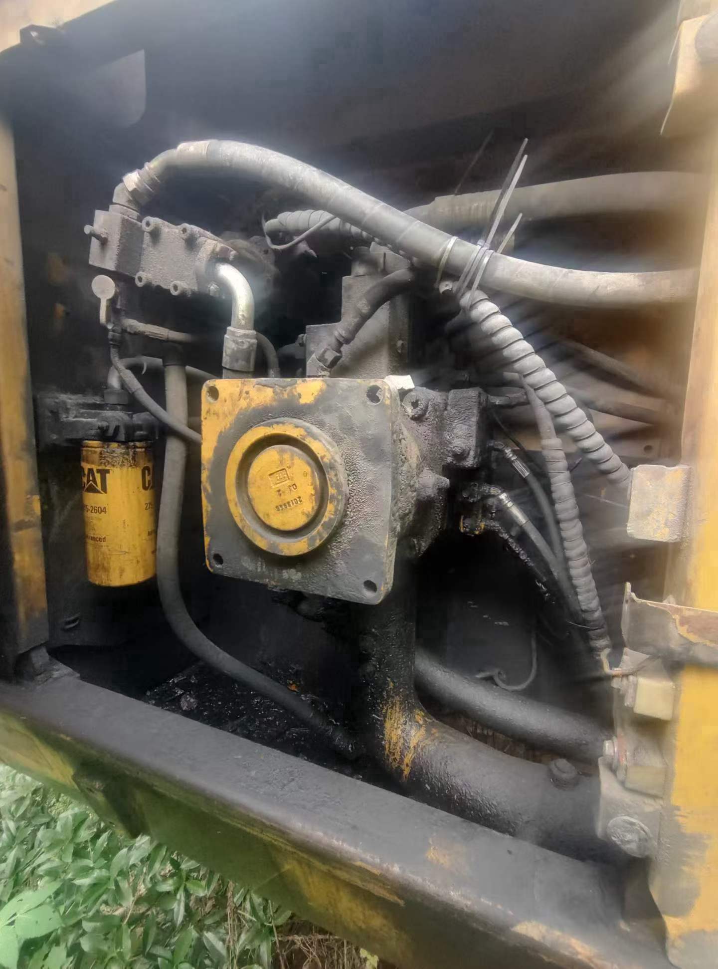 Buy Caterpillar 365B Used Excavator / 6