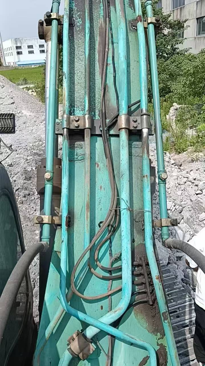 Buy Kobelco SK270D Used Excavator / 8