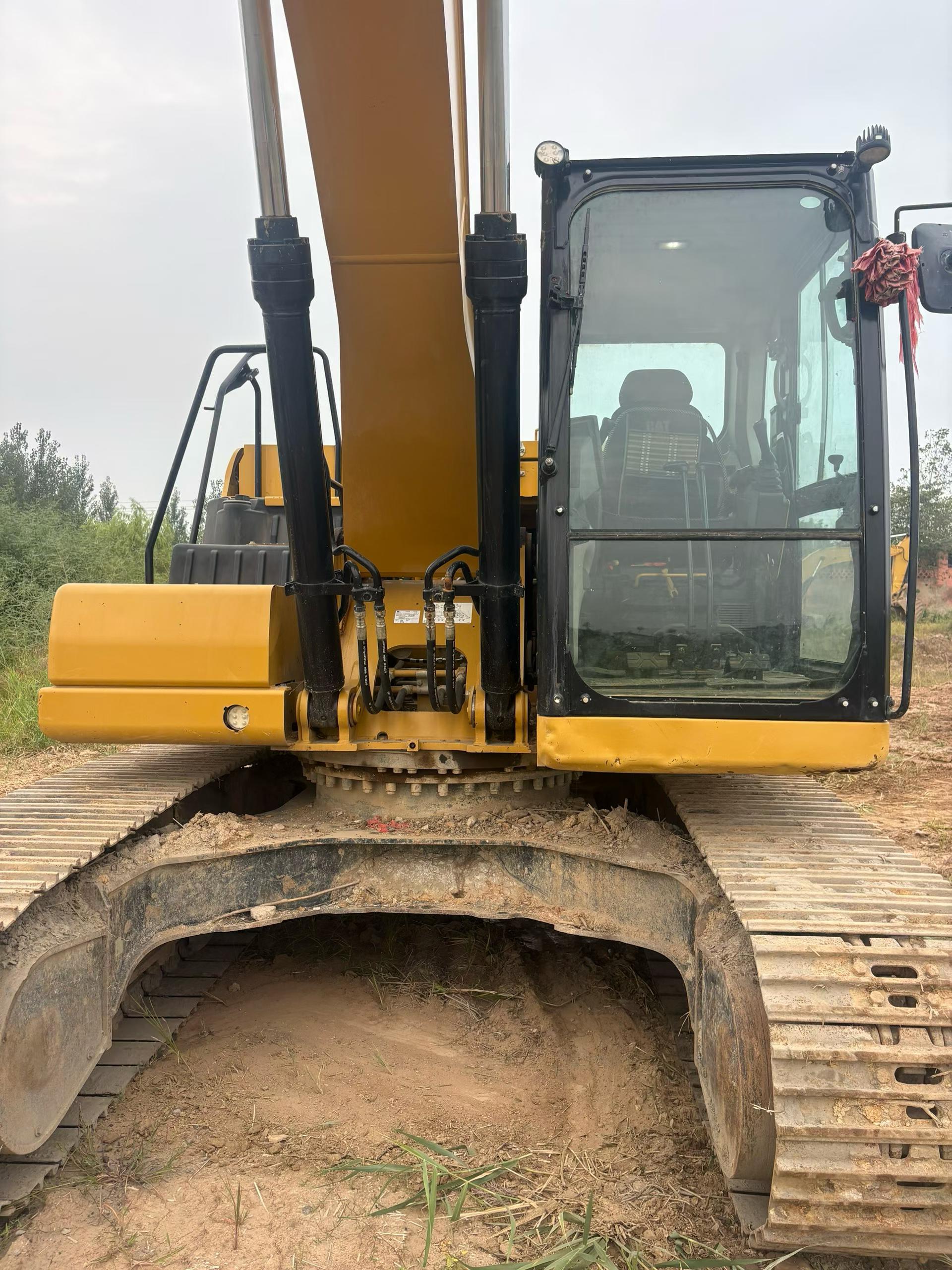 Buy Caterpillar 320GC Used Excavator / 5