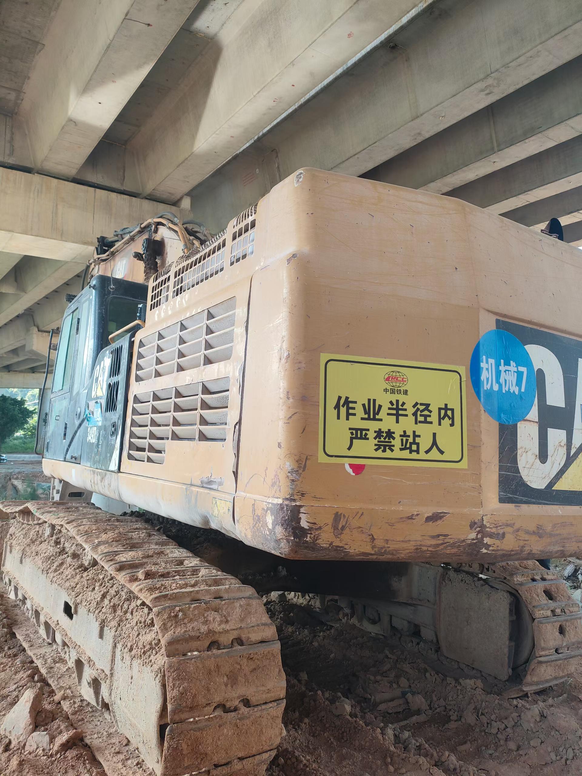 Buy Caterpillar 349E Used Excavator / 6