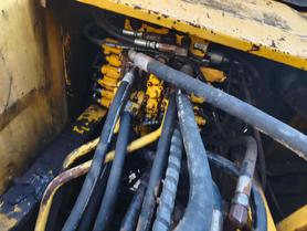 Buy Komatsu PC200 Used Excavator / 2 Buy Komatsu PC200 Used Excavator / 2