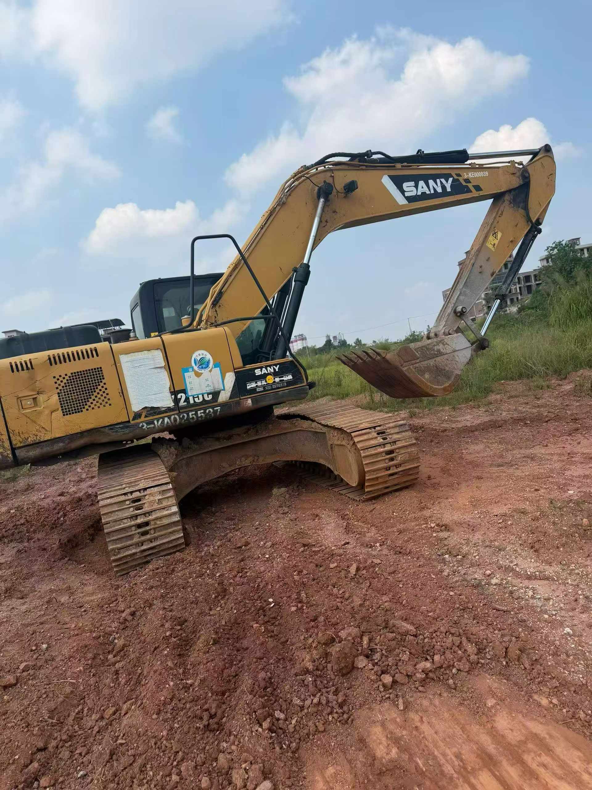 Buy Sany SY215C-8 Used Excavator / 4