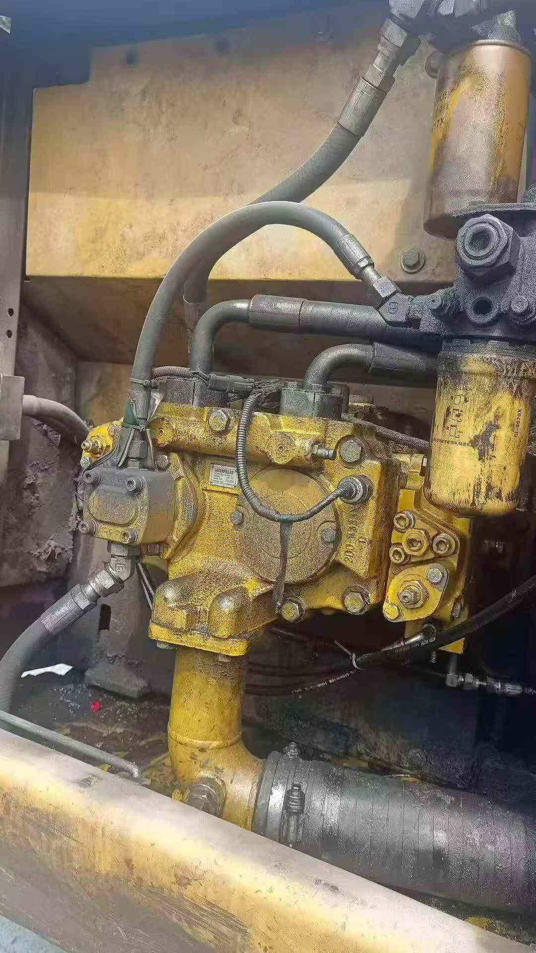 Buy Caterpillar 320D Used Excavator / 6