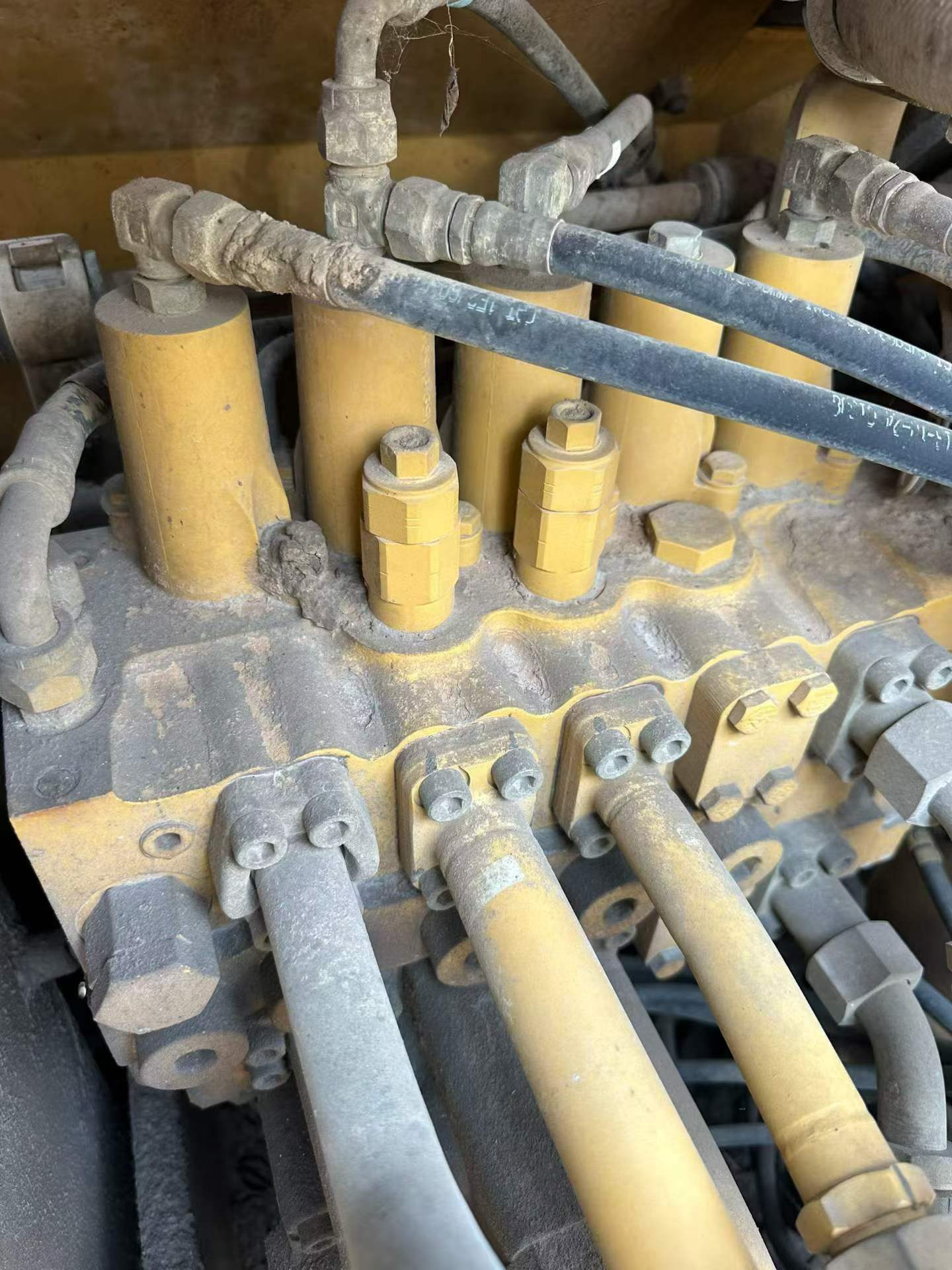 Buy Caterpillar 320D Used Excavator / 7