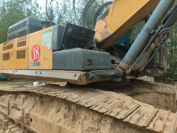 Buy XCMG XE470 Used Excavator / 1