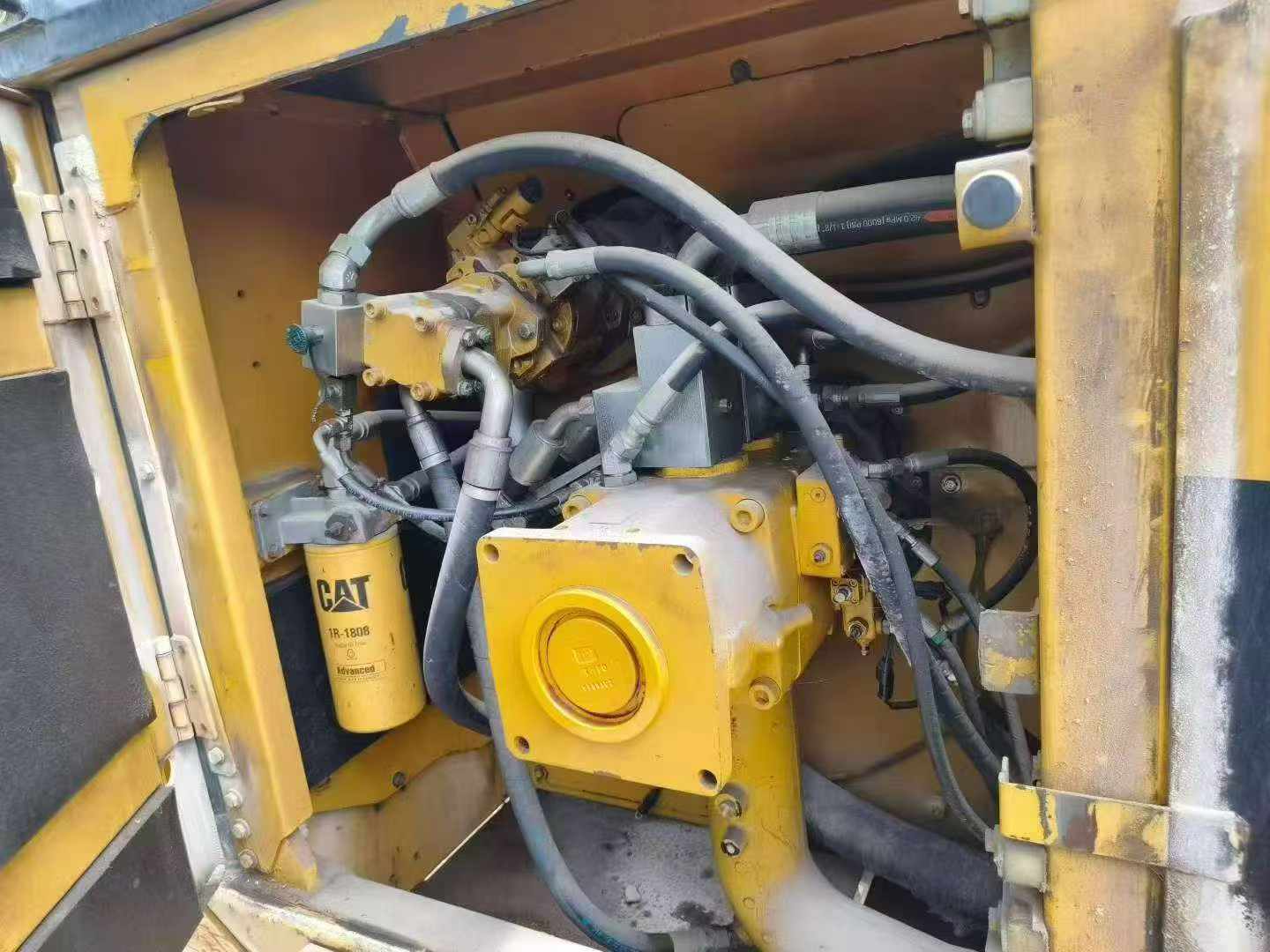 Buy Caterpillar 365C Used Excavator / 5