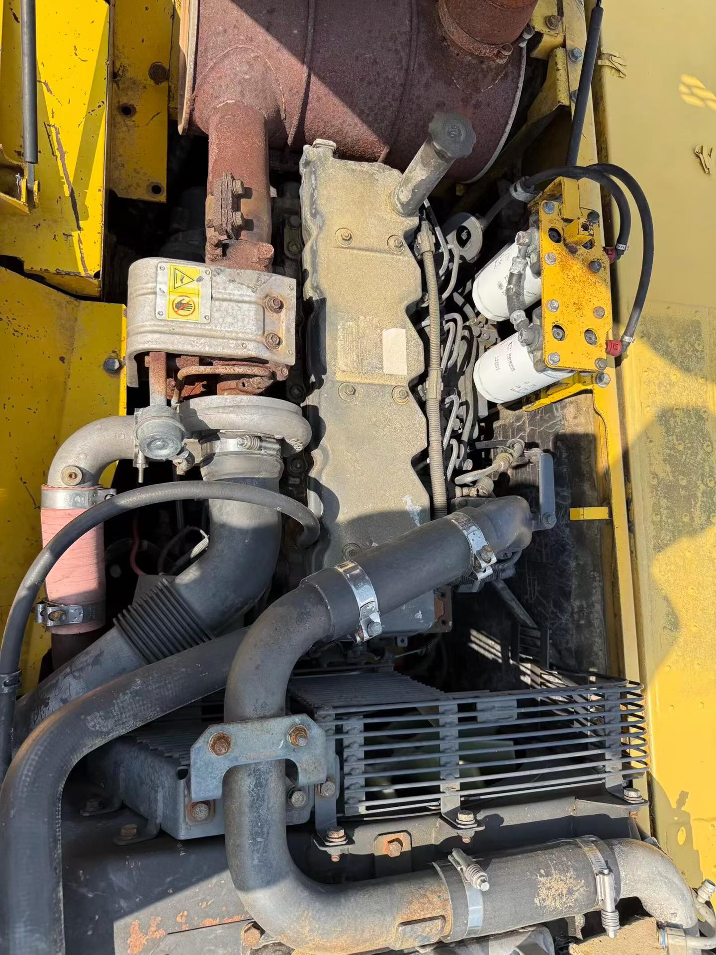 Compre Excavadora Komatsu PC240-6 Usada / 5