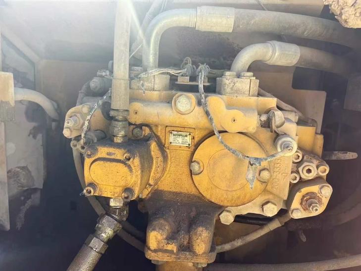 Buy Caterpillar 320D Used Excavator / 1