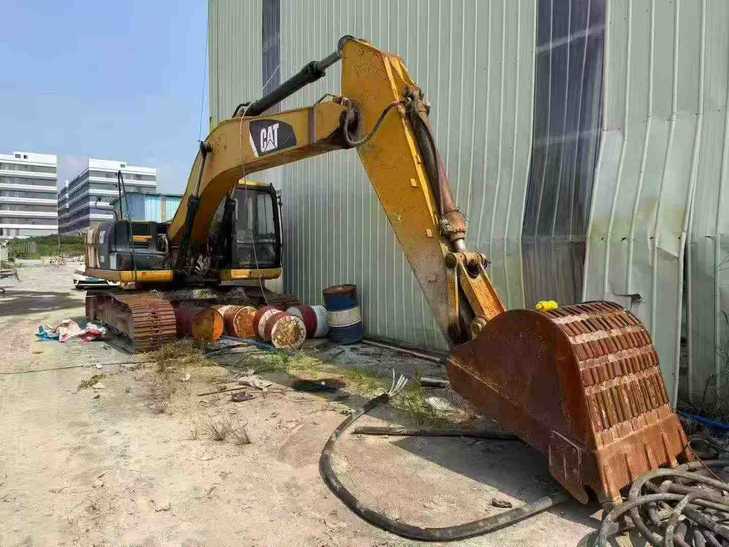 Buy Caterpillar 320D Used Excavator / 1
