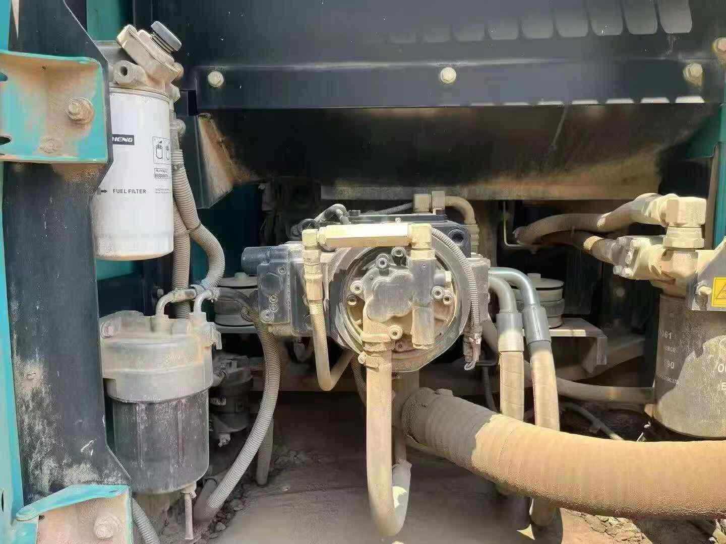 Buy Kobelco SK210-6 Used Excavator / 1