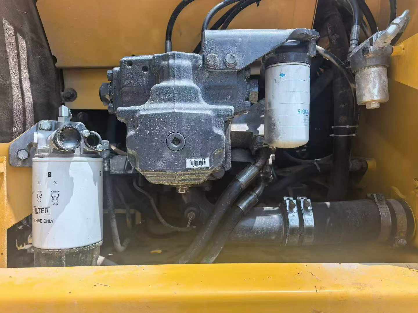 Buy Komatsu PC200-8 Used Excavator / 9