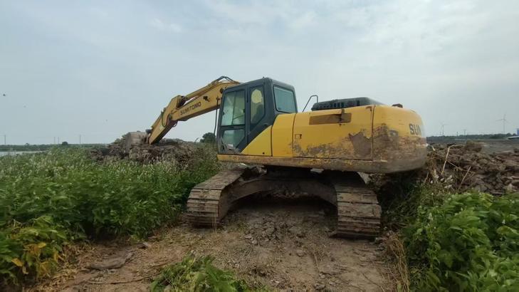 Buy Sumitomo SH240-3 Used Excavator / 1