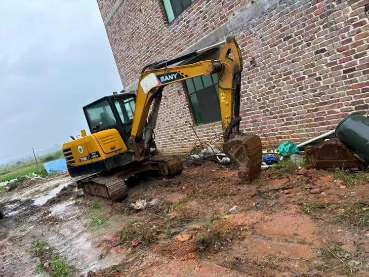 Buy Sany Used Excavator / 1