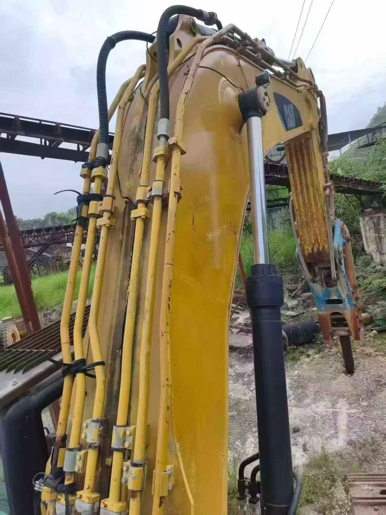 Buy Caterpillar 365C Used Excavator / 6