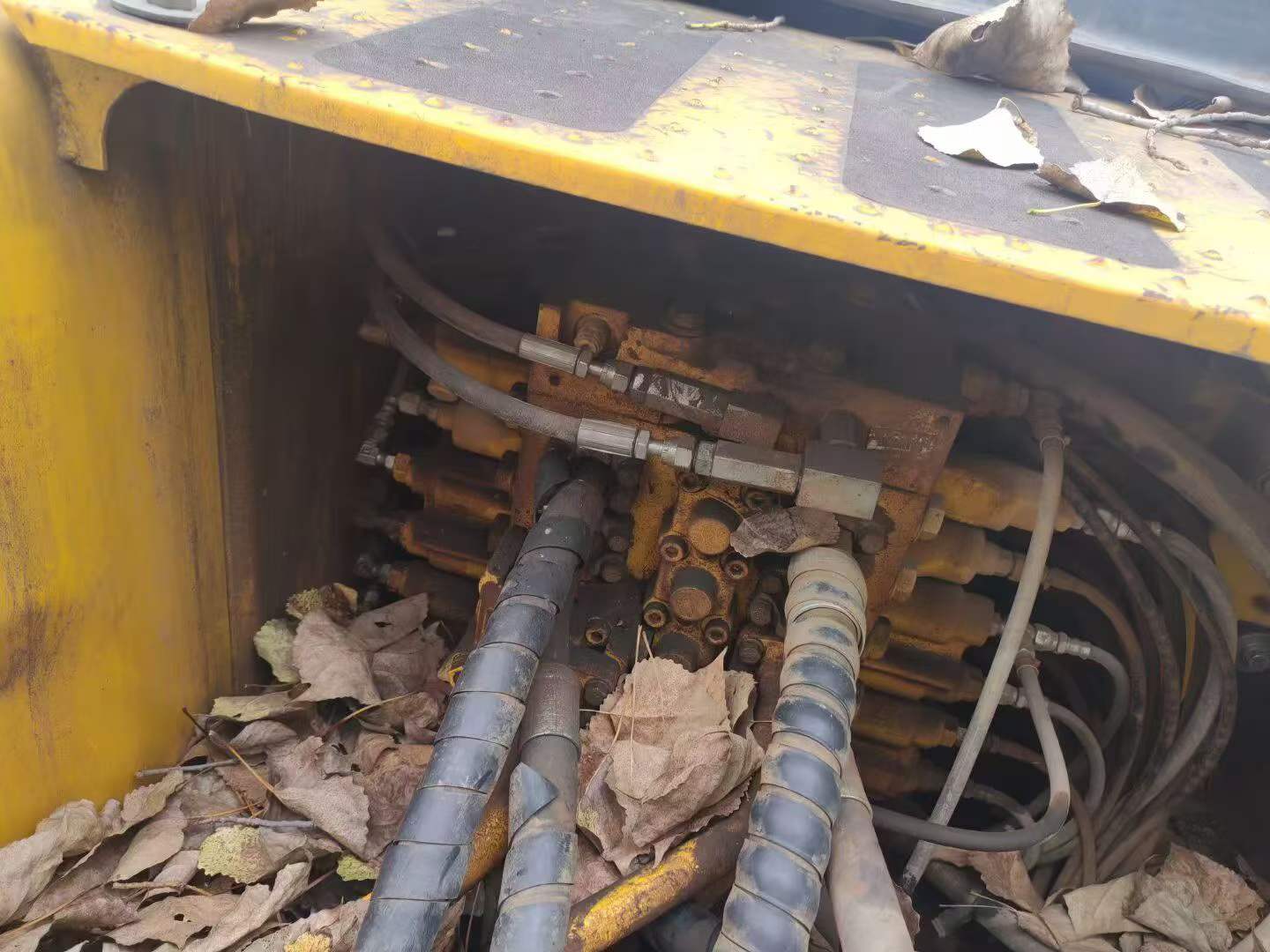 Buy Komatsu PC240-6 Used Excavator / 2