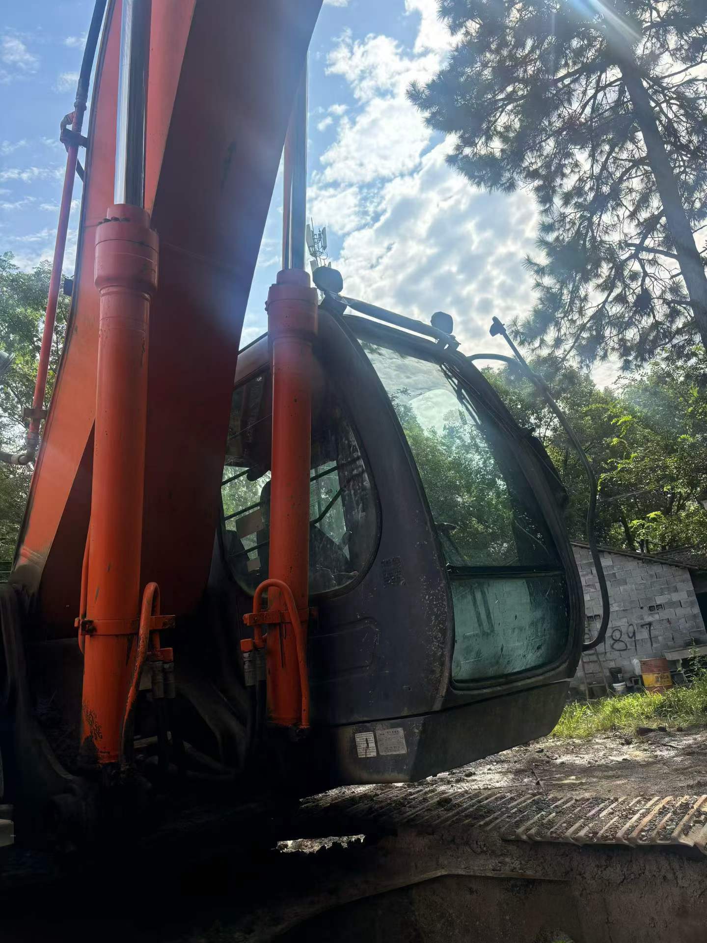 Buy Hitachi ZX240-3G Used Excavator / 6