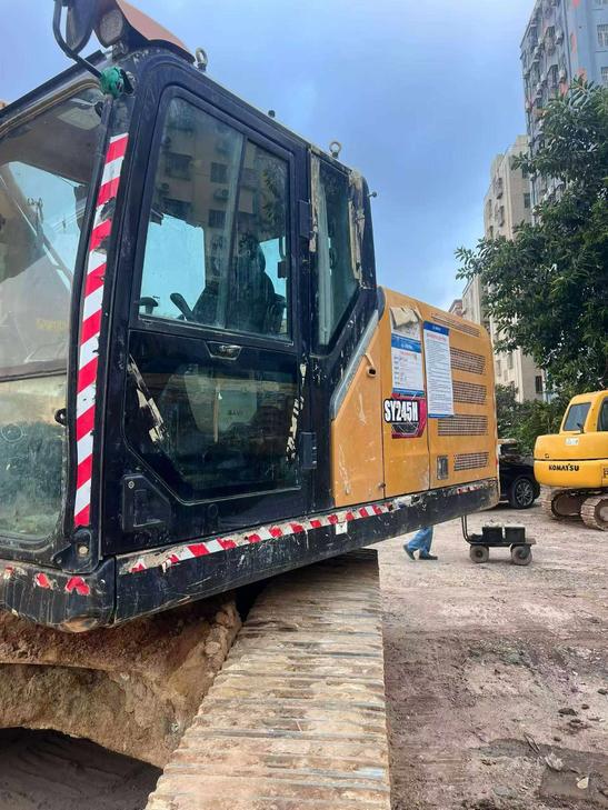 Buy Sany Used Excavator / 1