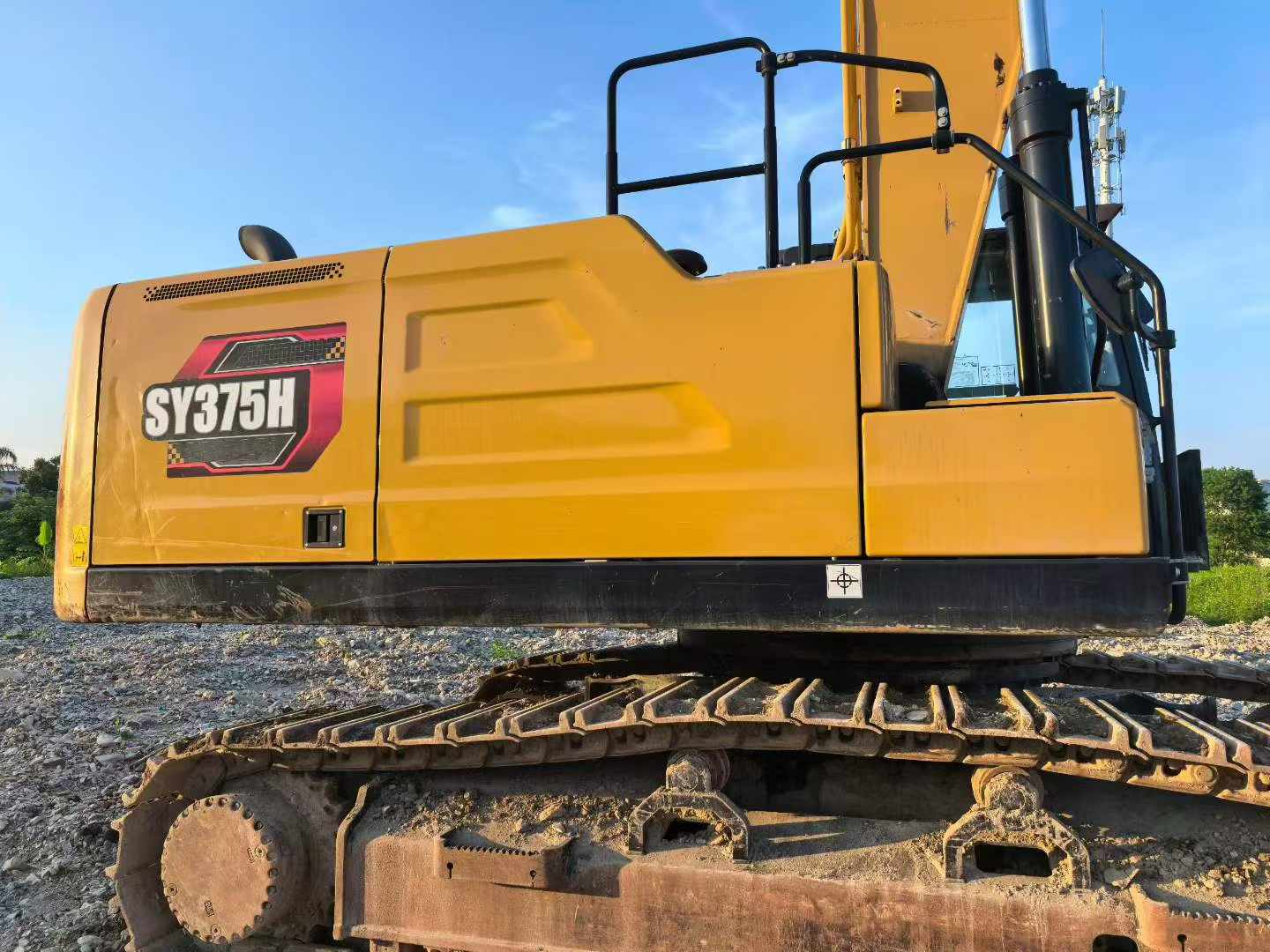 Buy Sany SY375H Used Excavator / 2