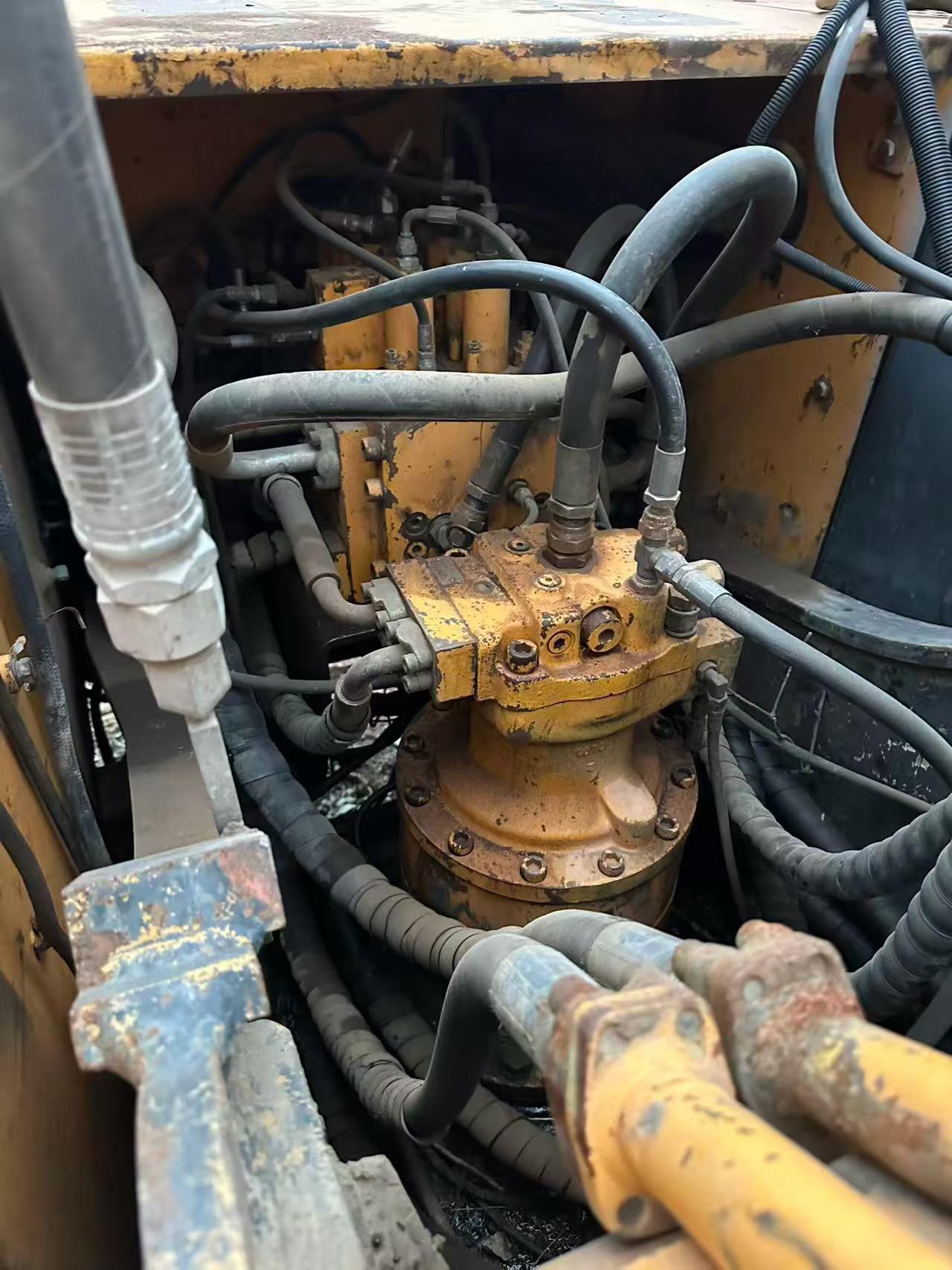 Buy Hyundai R215-7 Used Excavator / 2