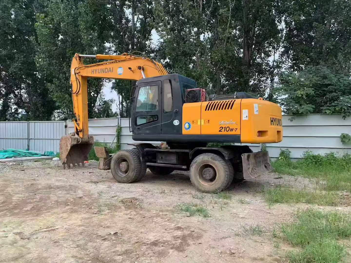 Compre Excavadora Hyundai R210-7 Usada / 2